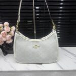 coachh bag 5925478543069 - Image 5