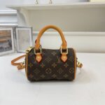 lv bag 1514785237025 - Image 3