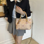 coachh bag - Image 5