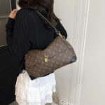 lv bag - Image 6