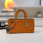 dior bag 8912691250023 - Image 4