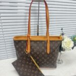 lv bag 5748245644087 - Image 6
