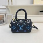 lv bag 1519124843015 - Image 4