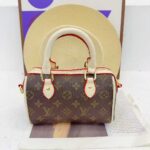 coachh bag 1245331143025 - Image 6