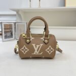 lv bag 1514785237025 - Image 5