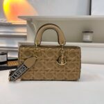 dior bag 8912691250023 - Image 6