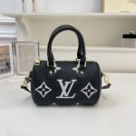 lv bag 1519124843015 - Image 6