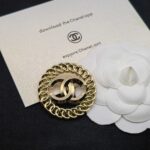 cc brooch 561001504015 - Image 3