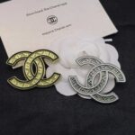 cc brooch 231001515056