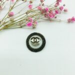 cc brooch 121000074055 - Image 3