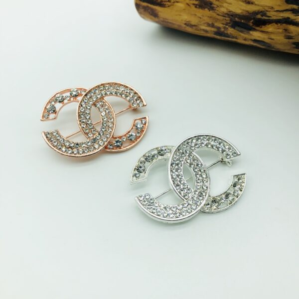cc brooch 111000345088
