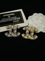 cc brooch 551000505029