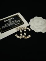 cc brooch 551000516022 - Image 3