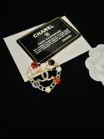 cc brooch 561000535014