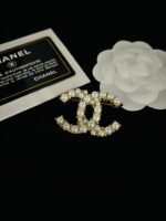 cc brooch 231000576025 - Image 2