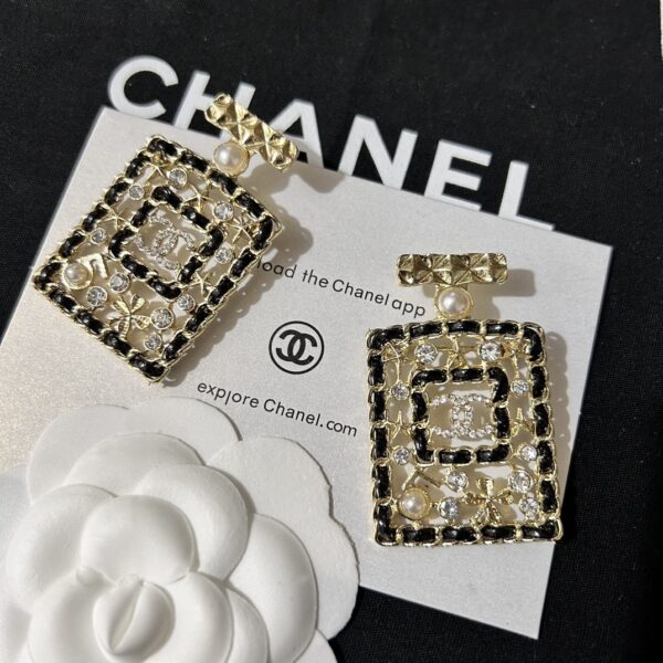 cc brooch 451000747066